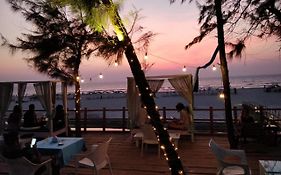 Mandrem Beach Resort Mandrem Goa