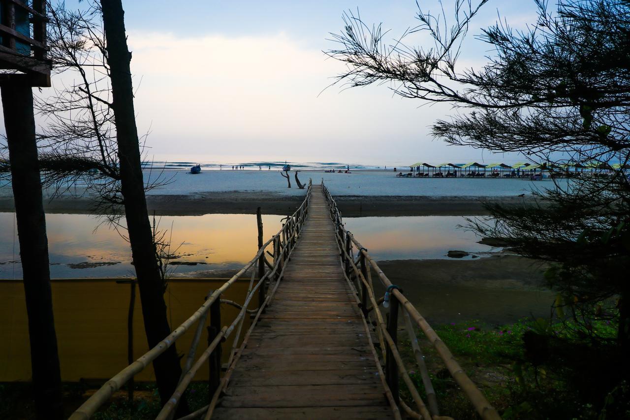 Mandrem Village Resort Exterior photo
